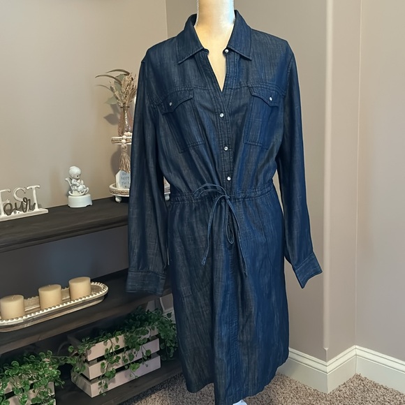 INC International Concepts Dresses & Skirts - EUC denim chambray Dress(size 18)